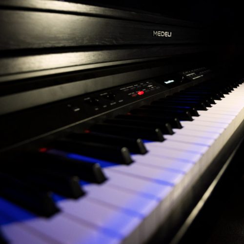 Medeli DP460K